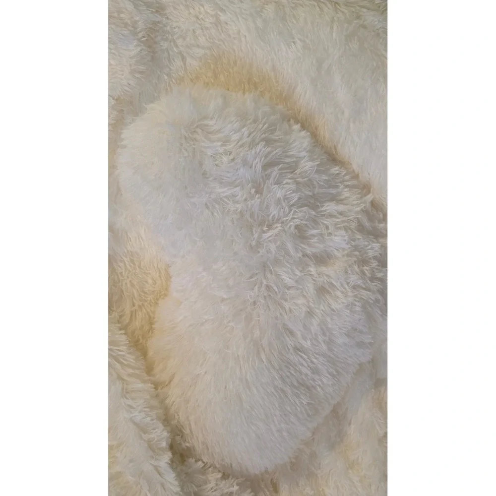NWOT Shaggy Faux Fur Duvet Cover Set Ultra Soft Fluffy Bedding - Off-White/Ivory